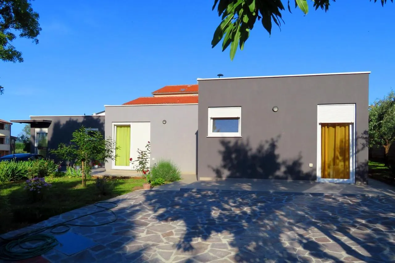 Holiday Apartment For Families And Couples In Pula, Stinjan Pula