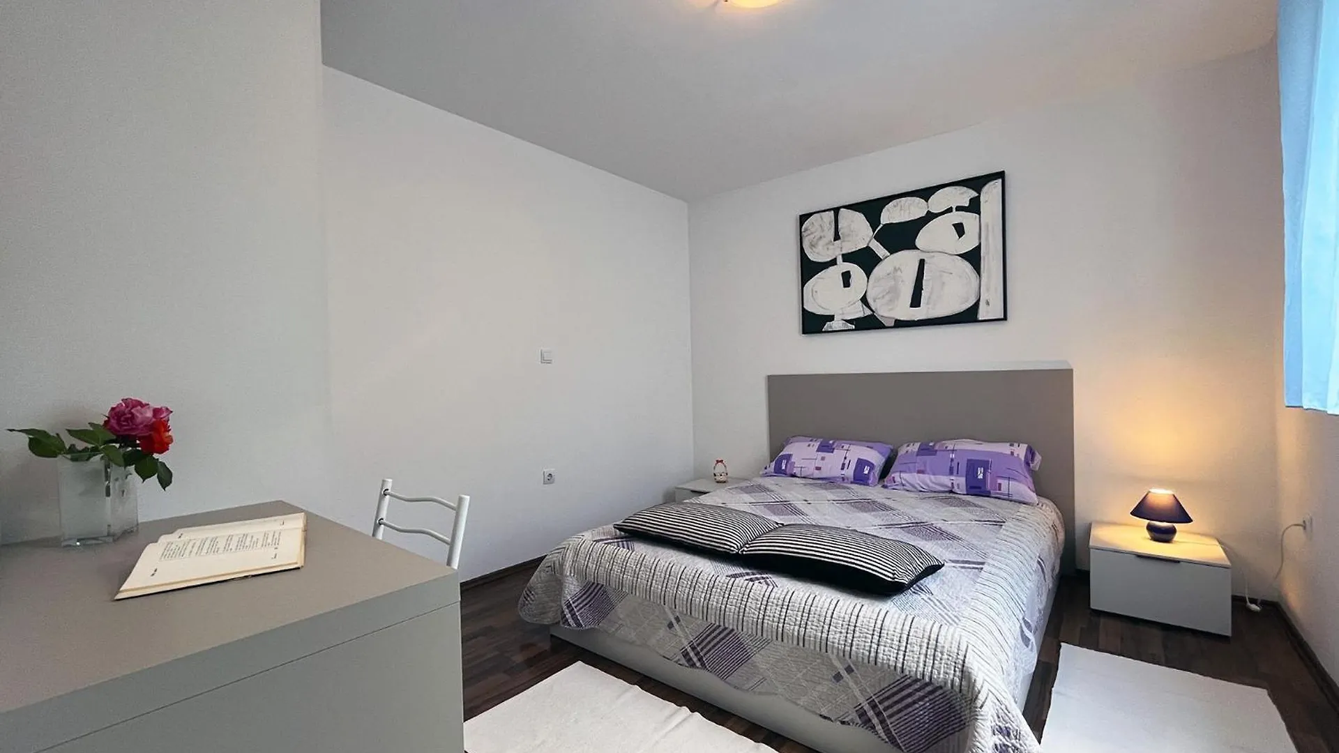 Holiday Apartment For Families And Couples In Pula, Stinjan  Pula